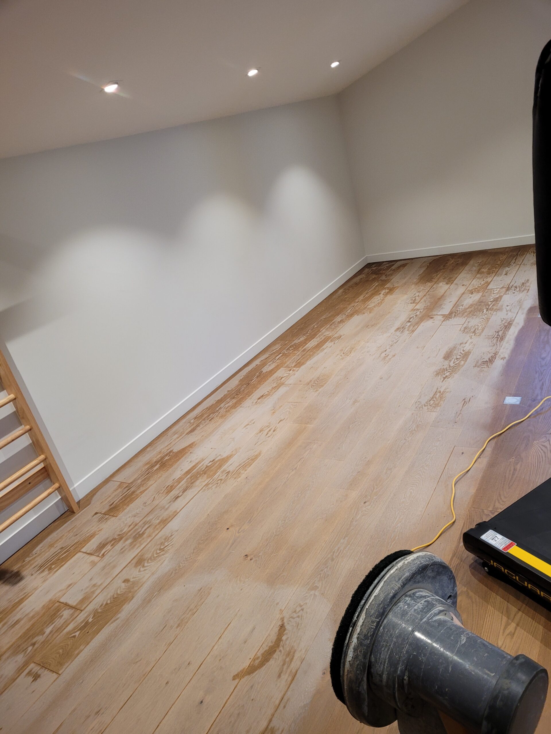 Prestation Ponçage de parquet à Cannes - Les Traitements du Sud Cannes par Les Traitements du Sud